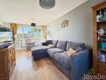 2 bedroom Terraced House for sale in Capper Avenue, Hemswell Cliff, DN21