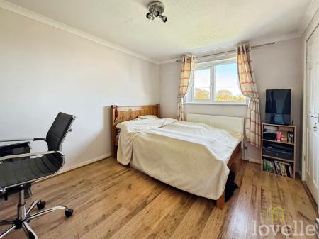 2 bedroom Terraced House for sale in Capper Avenue, Hemswell Cliff, DN21
