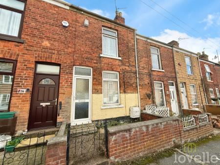 2 bedroom Terraced House for sale in Lewis Street, Gainsborough, DN21