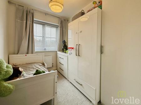 3 bedroom Semi-detached house for sale in Swale Drive, Gainsborough, DN21