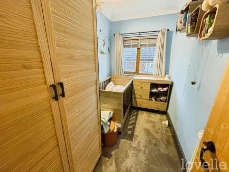 4 bedroom Semi-detached house for sale in Main Street, West Stockwith, DN10