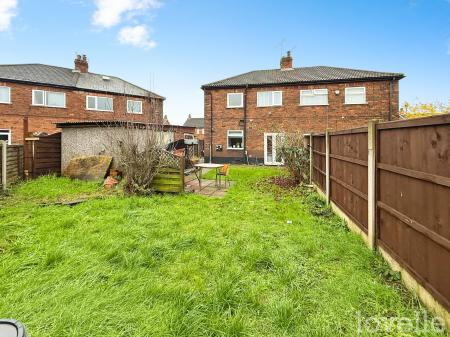2 bedroom Semi-detached house for sale in Rowland Road, Scunthorpe, DN16