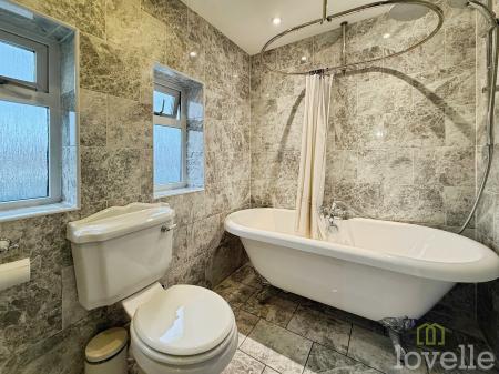 3 bedroom Terraced House for sale in Capper Avenue, Hemswell Cliff, DN21