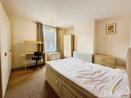 3 bedroom Terraced House for sale in Rectory Avenue, Gainsborough, DN21