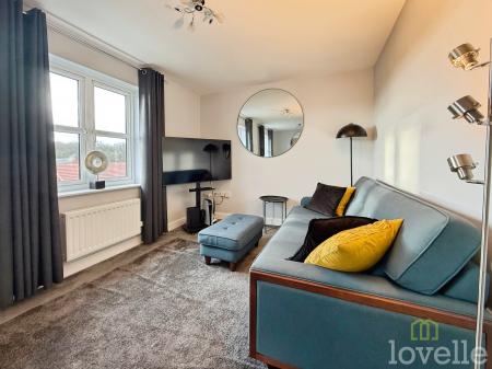 2 bedroom Apartment for sale in Adlington Mews, Gainsborough, DN21