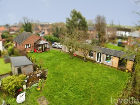 Poplar Lane, Corringham, DN21