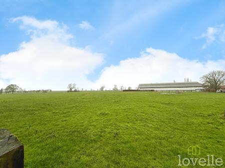 2 bedroom Detached bungalow for sale in Poplar Lane, Corringham, DN21