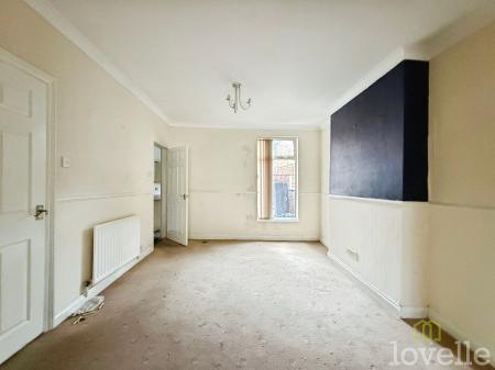 2 bedroom Semi-detached house for sale in Cecil Street, Gainsborough, DN21
