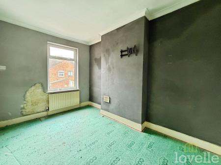 2 bedroom Semi-detached house for sale in Cecil Street, Gainsborough, DN21