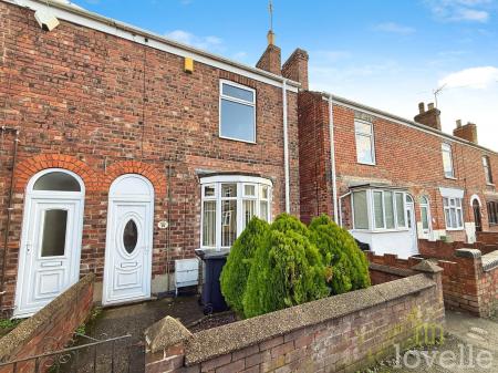 2 bedroom Semi-detached house for sale in Cecil Street, Gainsborough, DN21
