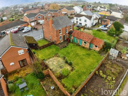 3 bedroom Detached house for sale in Newbigg, Westwoodside, DN9