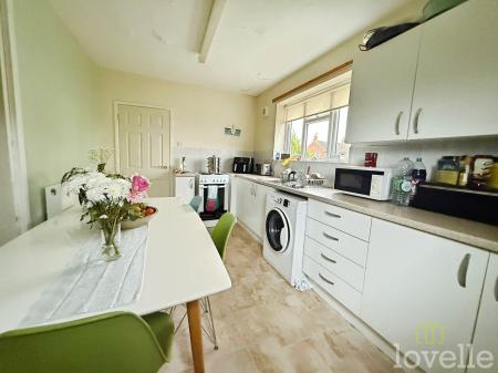 2 bedroom Terraced House for sale in Eastern Avenue, Gainsborough, DN21