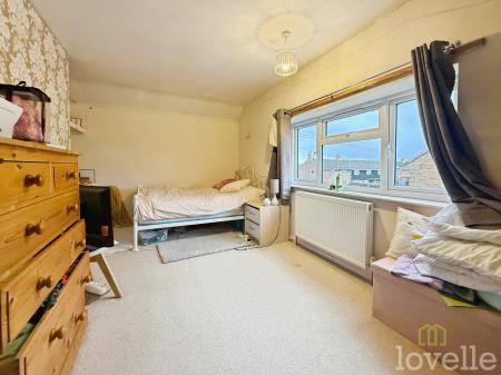 2 bedroom Terraced House for sale in Eastern Avenue, Gainsborough, DN21