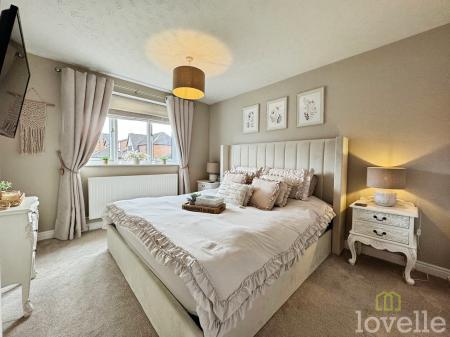 4 bedroom Detached house for sale in Priory Way, Lea, DN21