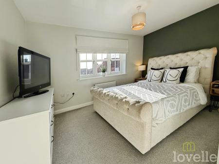 2 bedroom Semi-detached house for sale in Bob Rainsforth Way, Gainsborough, DN21