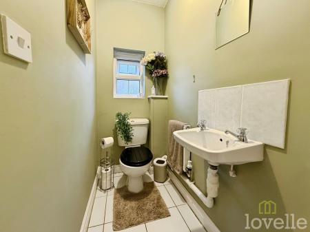 3 bedroom Terraced House for sale in Rectory Lea, Fillingham, DN21