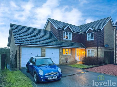 4 bedroom Detached house for sale in Trent Approach, Marton, DN21