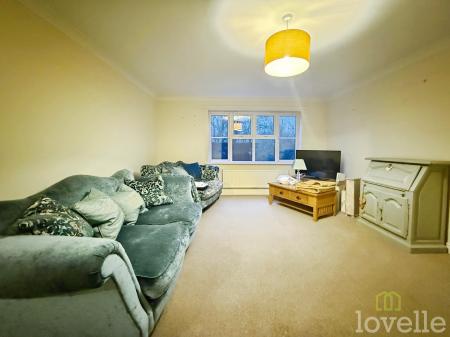 4 bedroom Detached house for sale in Trent Approach, Marton, DN21