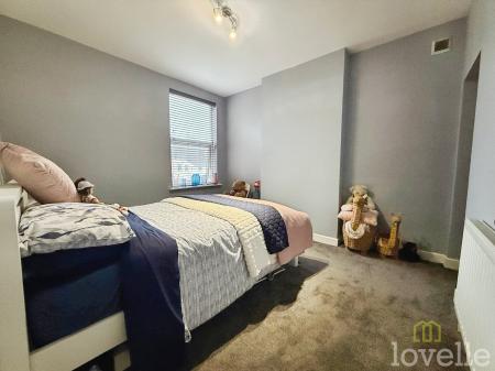 3 bedroom Semi-detached house for sale in Balfour Street, Gainsborough, DN21