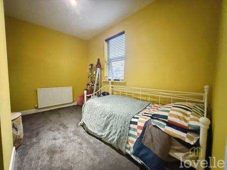 3 bedroom Semi-detached house for sale in Balfour Street, Gainsborough, DN21