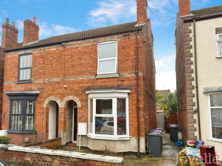 3 bedroom Semi-detached house for sale in Balfour Street, Gainsborough, DN21
