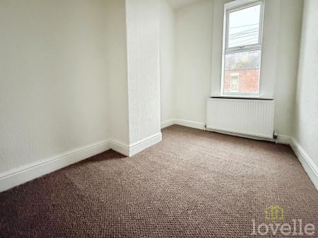 2 bedroom Terraced House to let in Linden Terrace, Gainsborough, DN21