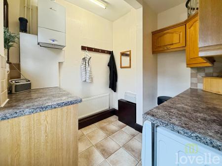 3 bedroom Detached house for sale in Lime Tree Avenue, Gainsborough, DN21