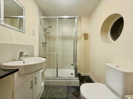 5 bedroom Detached house for sale in Lindrick Drive, Gainsborough, DN21