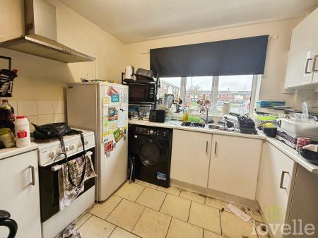 2 bedroom Terraced House for sale in Grasby Close, Gainsborough, DN21