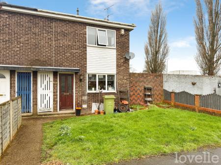 2 bedroom Terraced House for sale in Grasby Close, Gainsborough, DN21