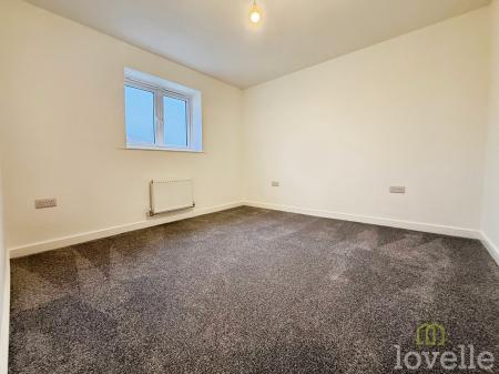 2 bedroom Semi-detached house to let in Eliot Drive, Gainsborough, DN21