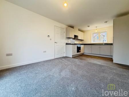 2 bedroom Semi-detached house to let in Eliot Drive, Gainsborough, DN21