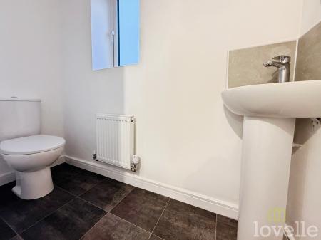 2 bedroom Semi-detached house to let in Eliot Drive, Gainsborough, DN21