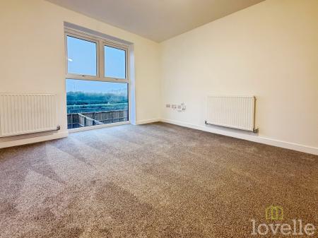 2 bedroom Semi-detached house to let in Eliot Drive, Gainsborough, DN21