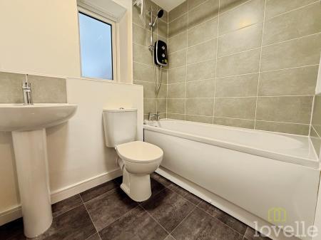 2 bedroom Semi-detached house to let in Eliot Drive, Gainsborough, DN21