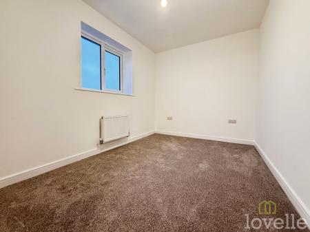 2 bedroom Semi-detached house to let in Eliot Drive, Gainsborough, DN21