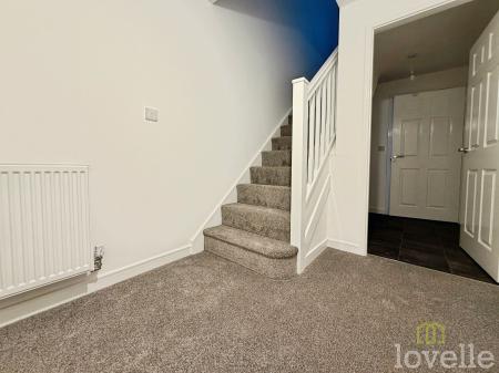 2 bedroom Semi-detached house to let in Eliot Drive, Gainsborough, DN21