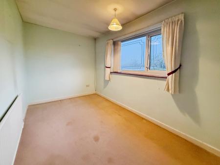 3 bedroom Detached bungalow for sale in Middlefield Lane, Gainsborough, DN21