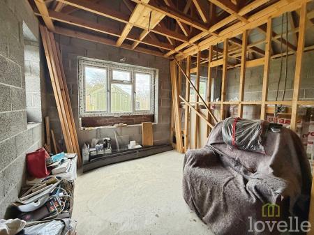 2 bedroom Detached bungalow for sale in Dolbydean, Kexby, DN21