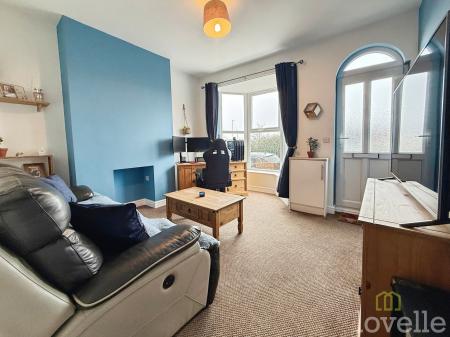 3 bedroom Terraced House for sale in Colville Terrace, Gainsborough, DN21