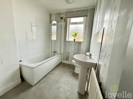 1 bedroom Terraced House to let in Portland Terrace, Gainsborough, DN21