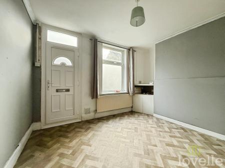 1 bedroom Terraced House to let in Portland Terrace, Gainsborough, DN21