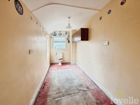 3 bedroom Terraced House for sale in Jubilee Crescent, Gainsborough, DN21