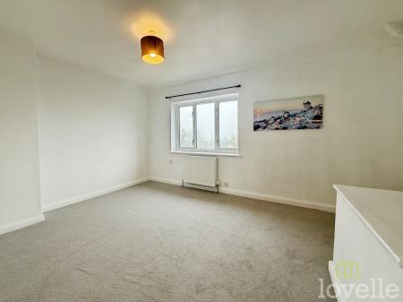 2 bedroom Semi-detached house for sale in Stockwith Road, Walkeringham, DN10