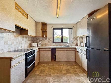 3 bedroom Detached house for sale in Meadow Rise, Lea, DN21
