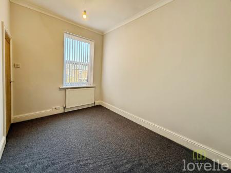 3 bedroom Detached house for sale in Burns Street, Gainsborough, DN21