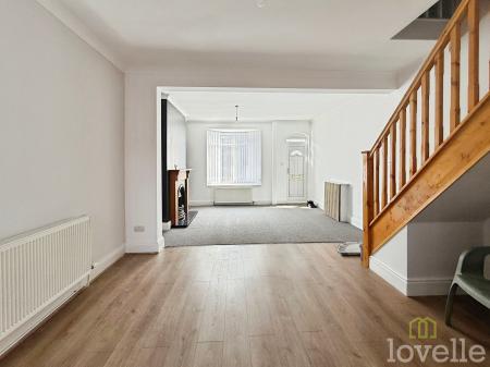 3 bedroom Detached house for sale in Burns Street, Gainsborough, DN21