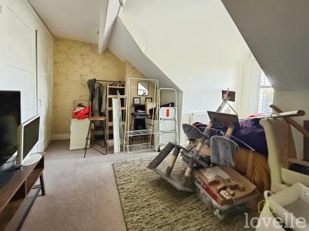 5 bedroom Semi-detached house for sale in Morton Terrace, Gainsborough, DN21