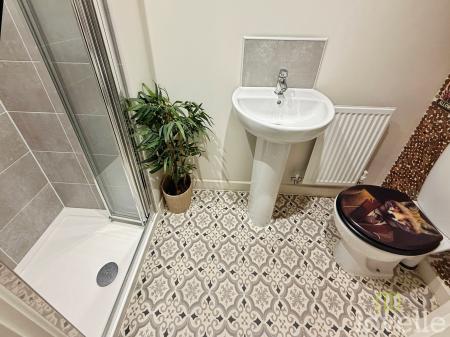 4 bedroom Detached house for sale in Foxby Mews, Gainsborough, DN21