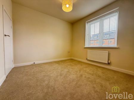 4 bedroom Detached house to let in Mary Ann Evans Way, Gainsborough, DN21